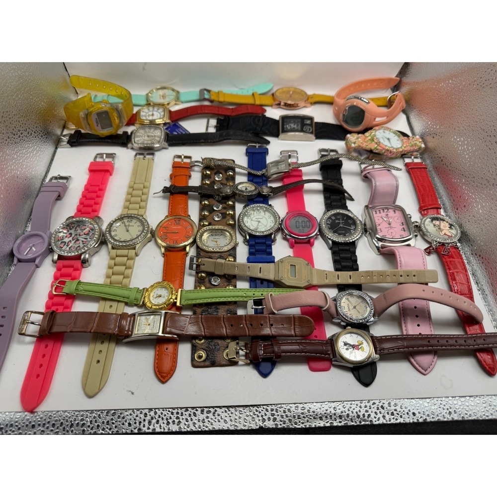 Mixed Brands Womens Watches Lot Of 25 For Parts Or Repair